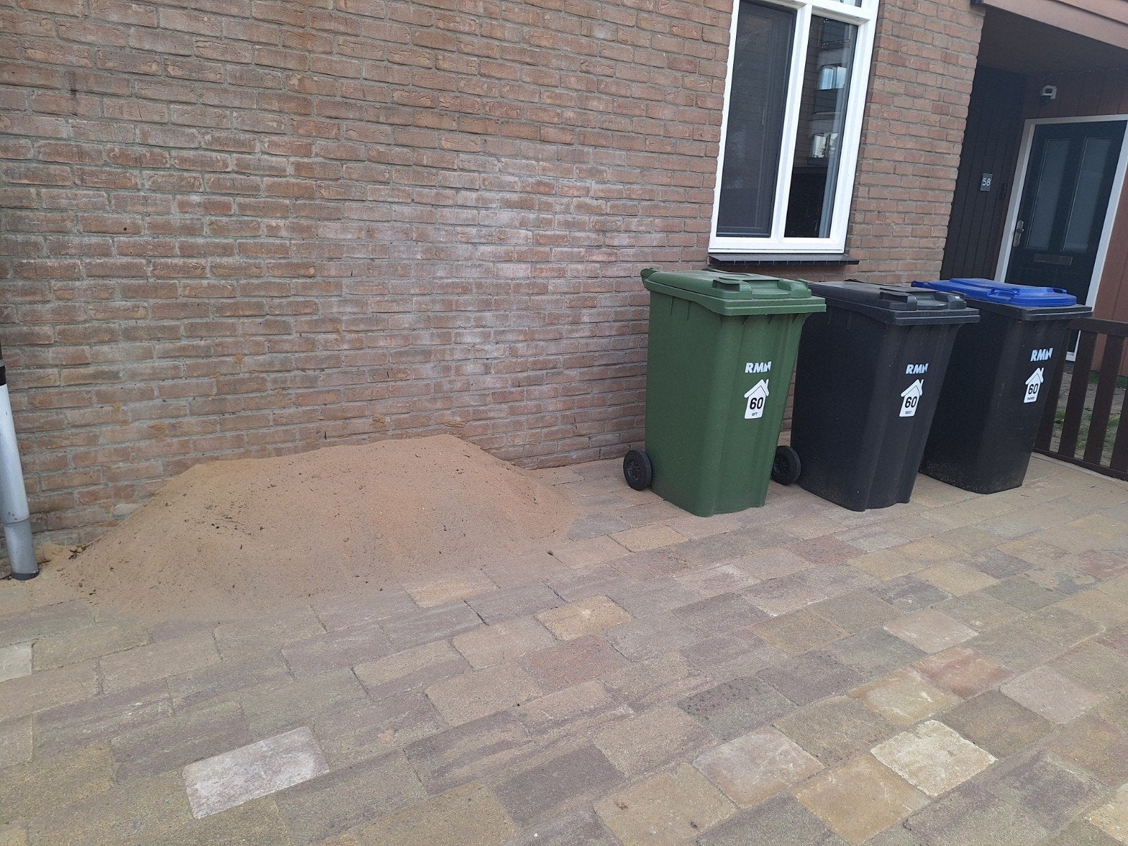 Zand (ongeveer 0.2 kuub), Ophalen, Ophoogzand