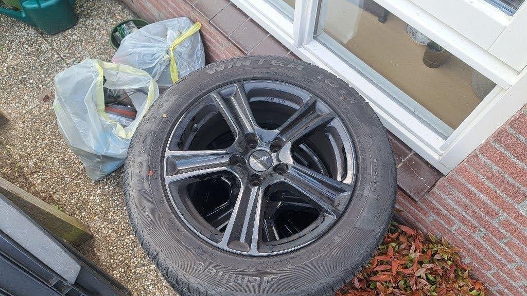 Winterbanden + velgen voor oa Ford Mustang (Z270-, Verzamelen, Ophalen, Gebruikt, Auto's