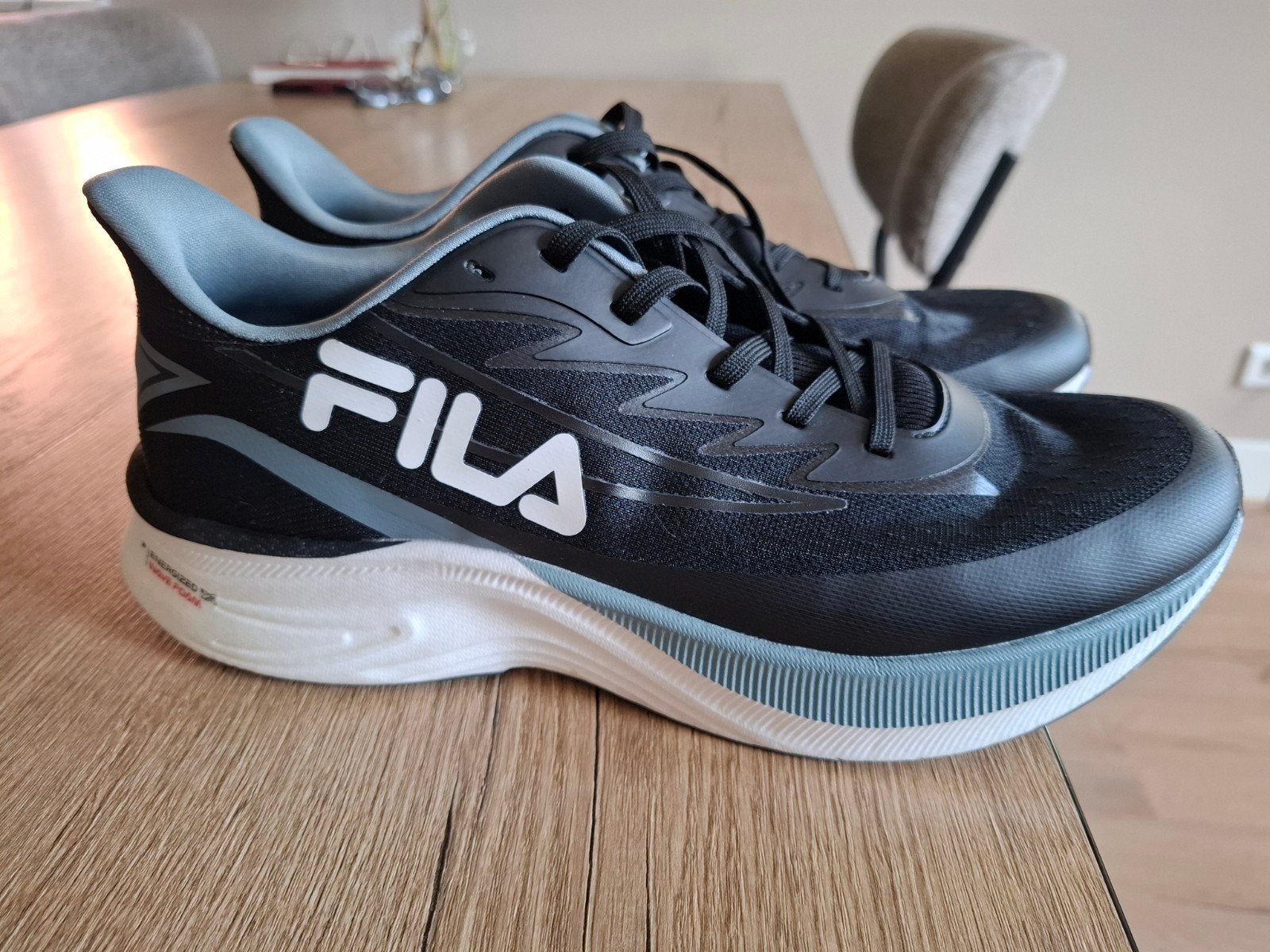 Zo goed als nieuwe hardloopschoenen., Sport en Fitness, Loopsport en Atletiek, Ophalen, Zo goed als nieuw, Hardloopschoenen, Overige merken