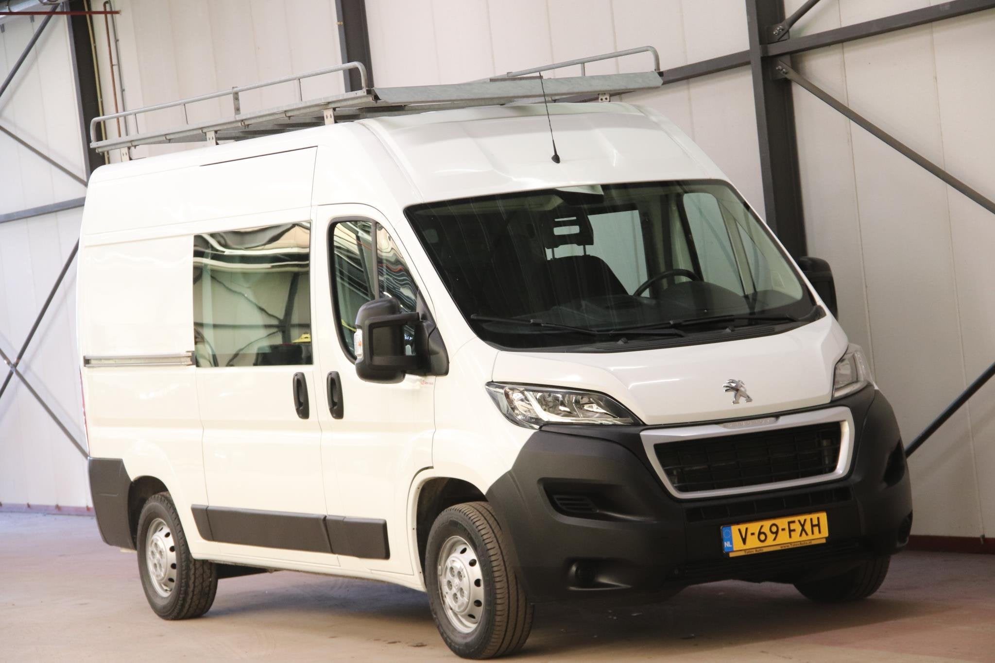 Peugeot Boxer L2H2 DUBBEL CABINE 7 personen IMPERIAAL Peugeo, Voorwielaandrijving, Stof, Gebruikt, Euro 6