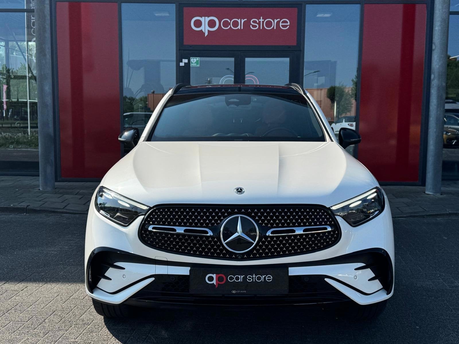Mercedes-Benz GLC-klasse 400e 4MATIC AMG Line /Pano Full spe, Auto's, Automaat, Gebruikt, Wit, Automatische klimaatregeling