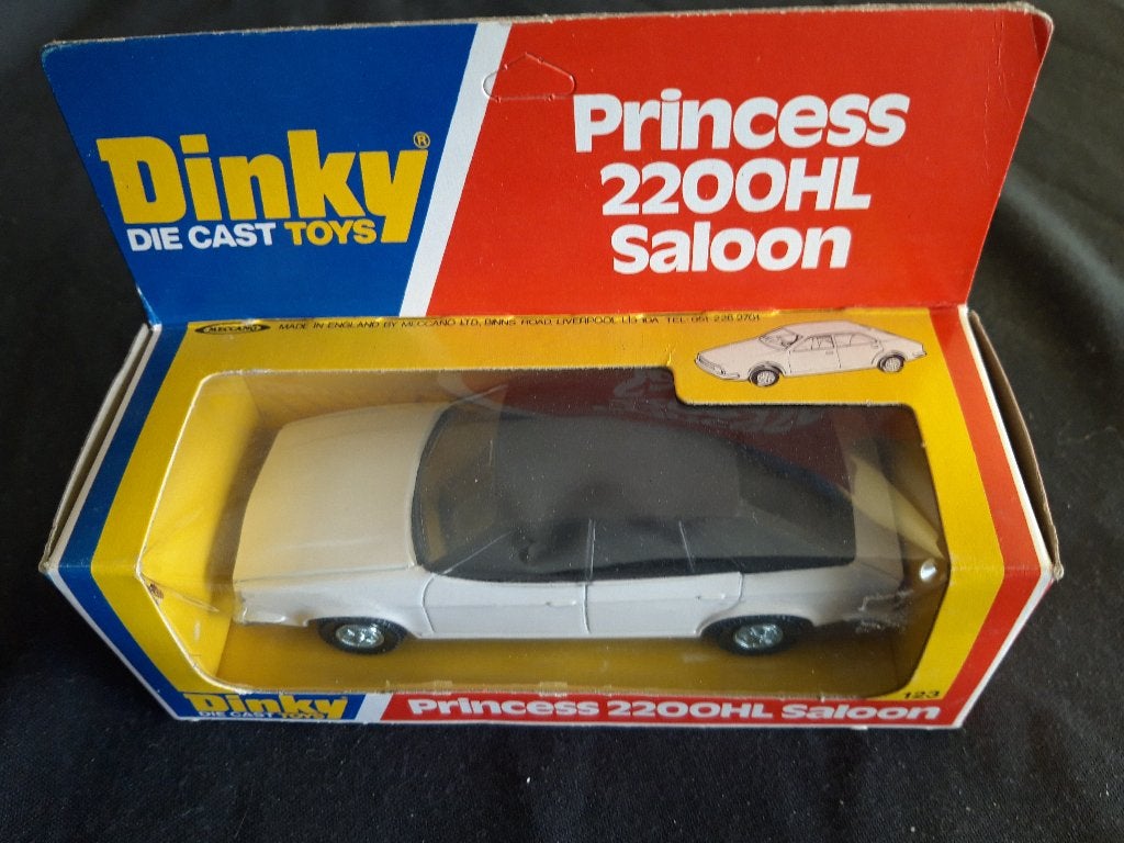 Princess 2200 HL Saloon - Dinky Toys 123 uitgave 1978 - MIB, Hobby en Vrije tijd, Modelauto's | 1:43, Ophalen of Verzenden, Zo goed als nieuw