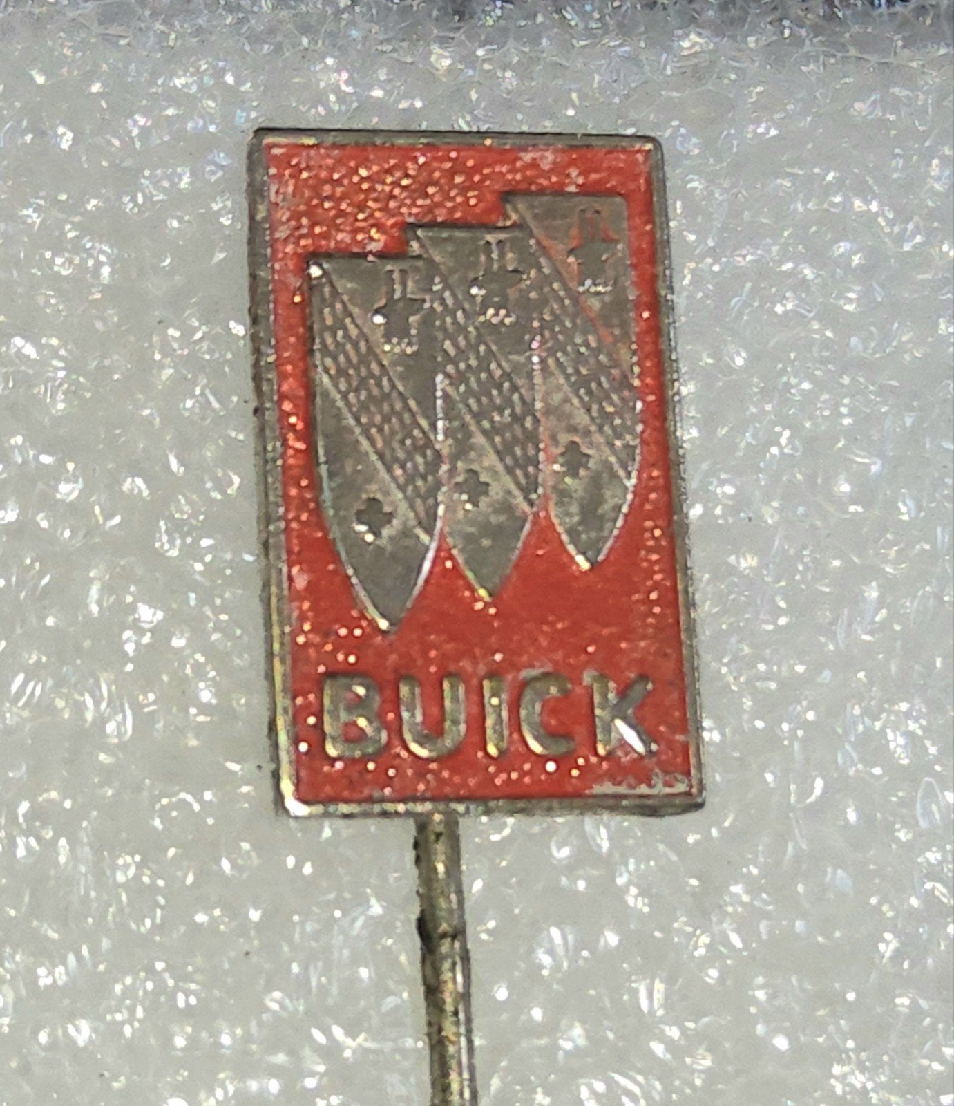 Vintage Buick Speldje - Auto Merk, Ophalen of Verzenden, Gebruikt, Overige onderwerpen, Speldje of Pin