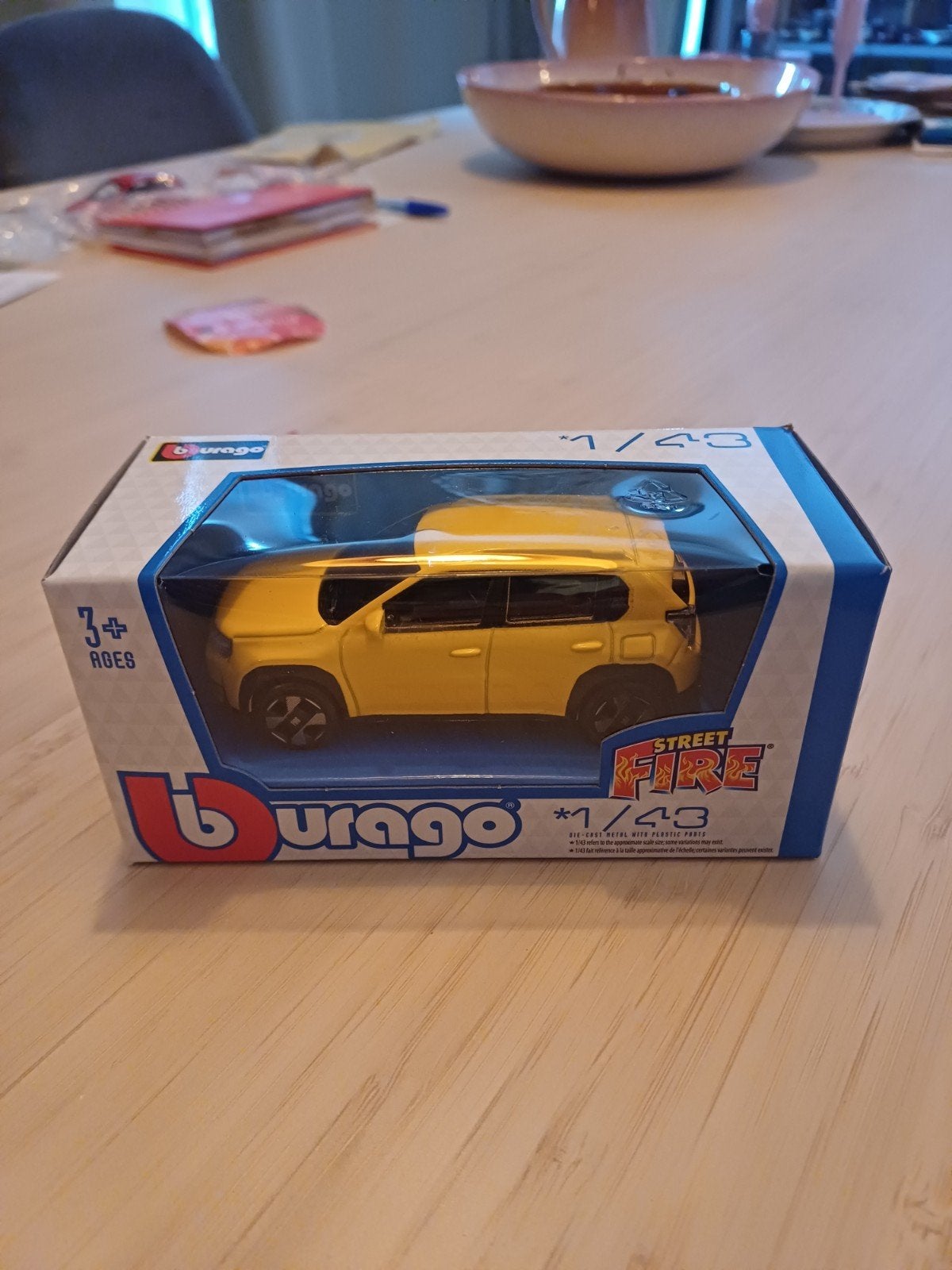 Fiat Grande Panda Bburago 1/43 - Nieuw in doos, Ophalen of Verzenden, Nieuw