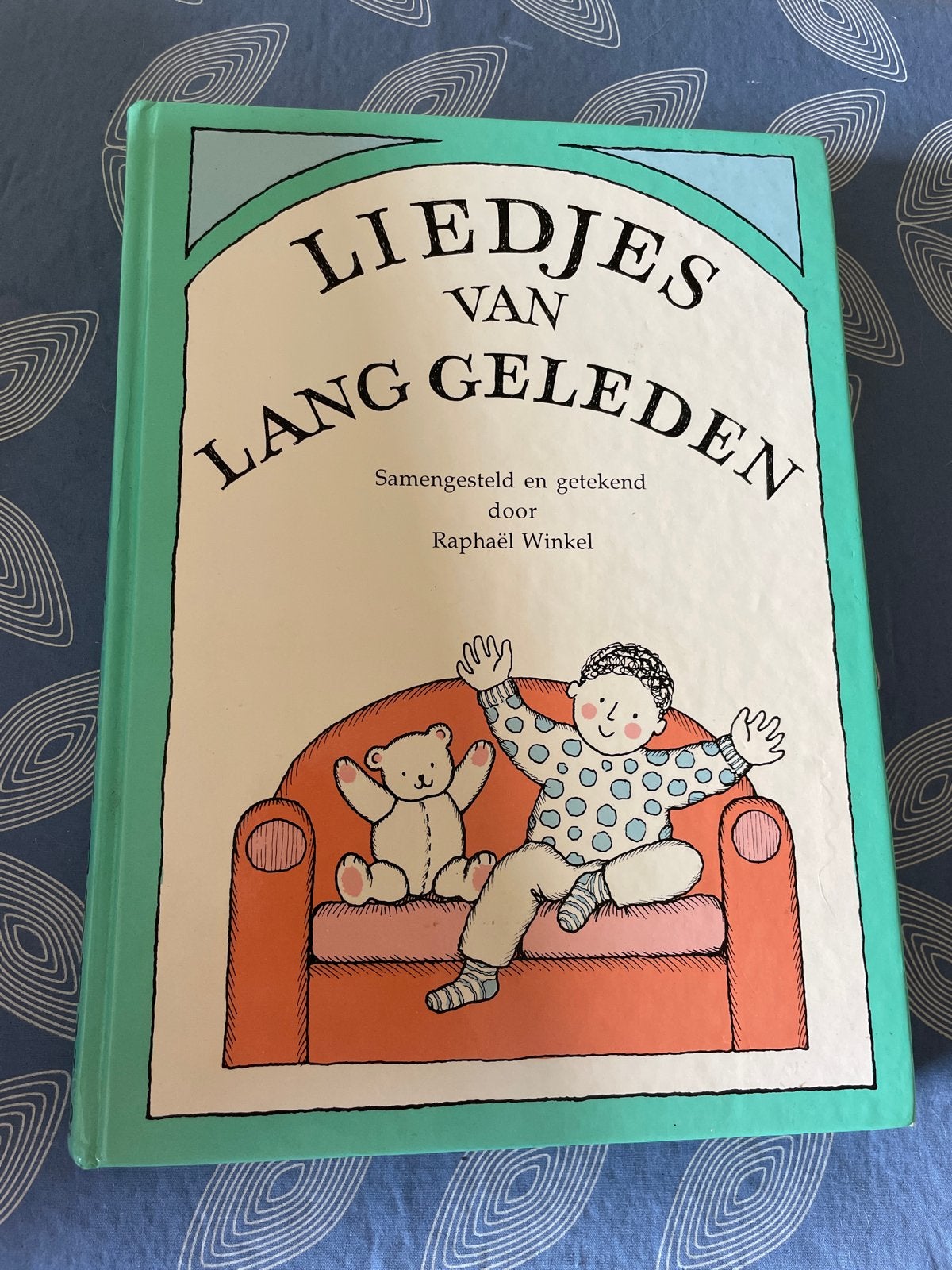 Liedjes van Lang Geleden - Raphaël Winkel, Boeken, Ophalen of Verzenden, Zo goed als nieuw, Sprookjes