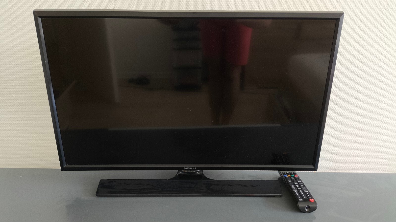 Samsung TV 74cm (28 inch) - Model LT28E310EW, Audio, Tv en Foto, Televisies, Ophalen, Gebruikt, 50 Hz, HD Ready (720p)