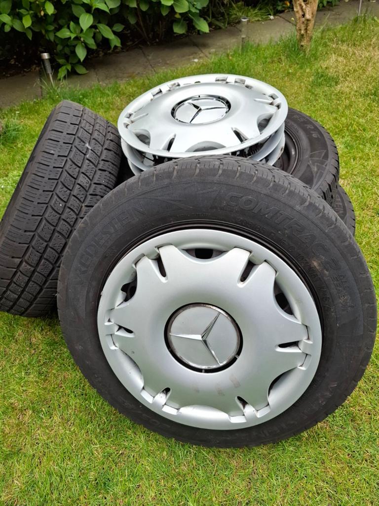 Mercedes  vito w639 banden met metalen Velgen ., Ophalen, 16 inch, Banden en Velgen, 205 mm
