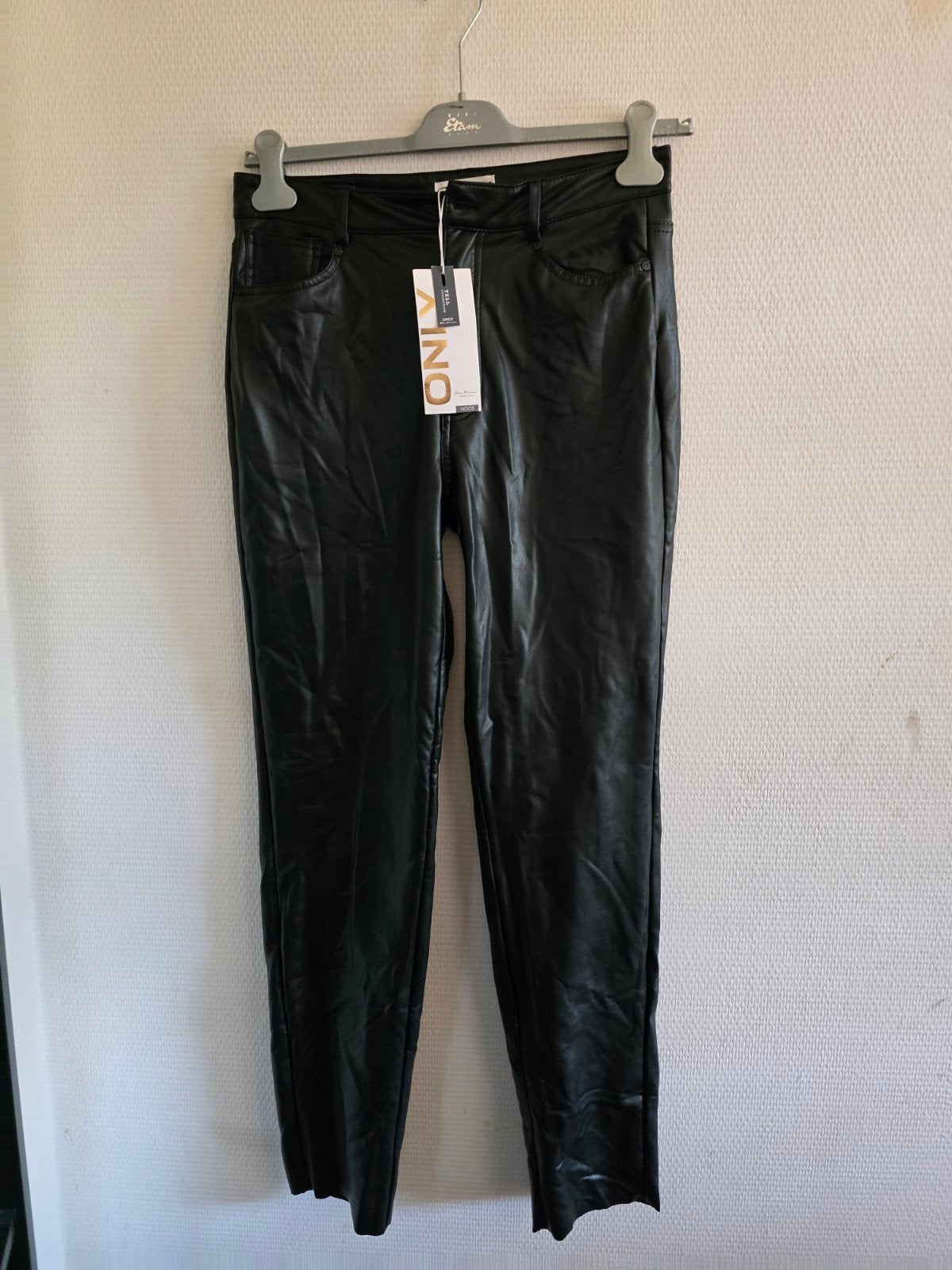 ONLY dames Broek Zwart Maat L/36 "Nieuw", Only, Zwart, Nieuw, Ophalen of Verzenden