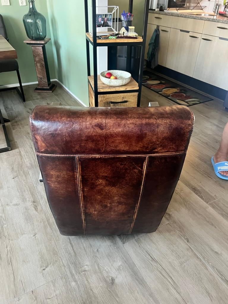 Leren fauteuil met metalen frame, Ophalen, Gebruikt, Twee, Bruin