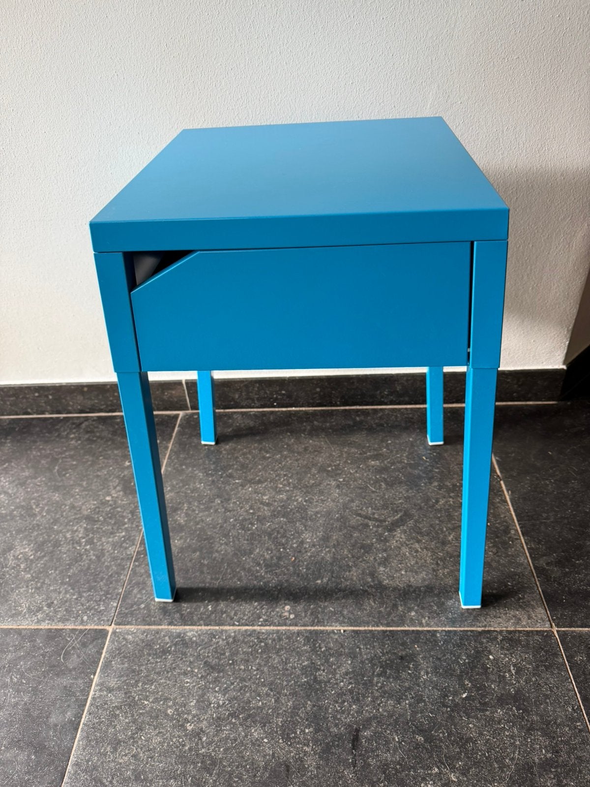 Nachtkastje, Huis en Inrichting, Ophalen, Zo goed als nieuw, Minder dan 45 cm, 55 tot 70 cm