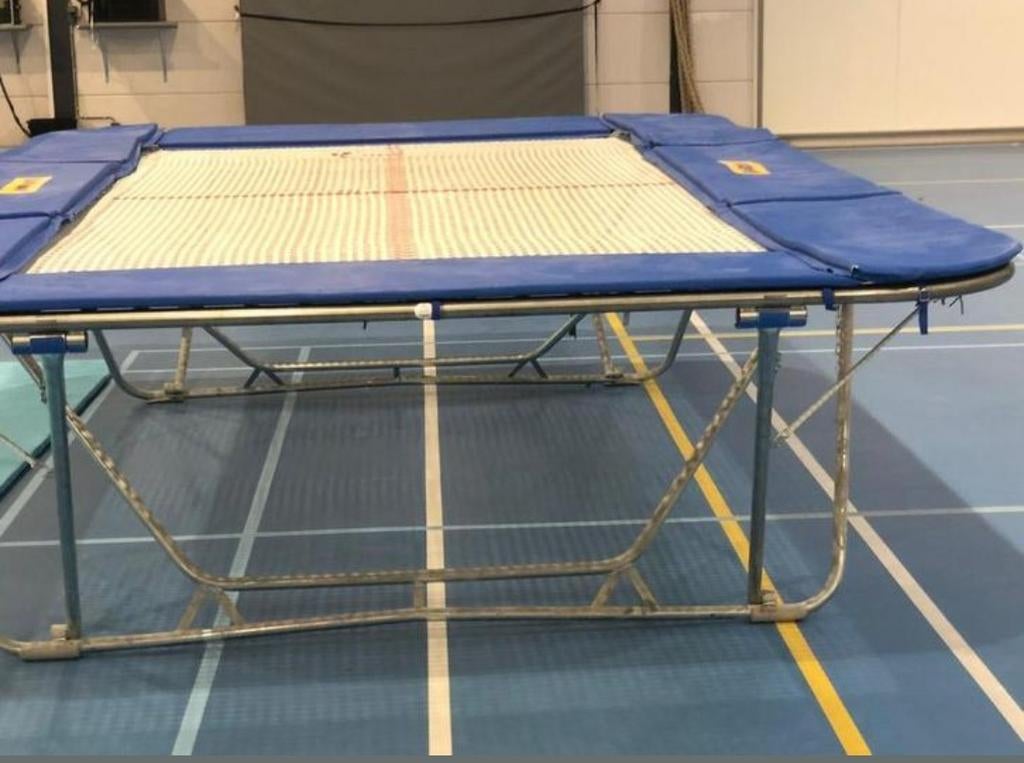 Eurotramp professionele trampoline / gymtrampoline, Maat 36 t/m 42, Ophalen, Gebruikt, Materiaal