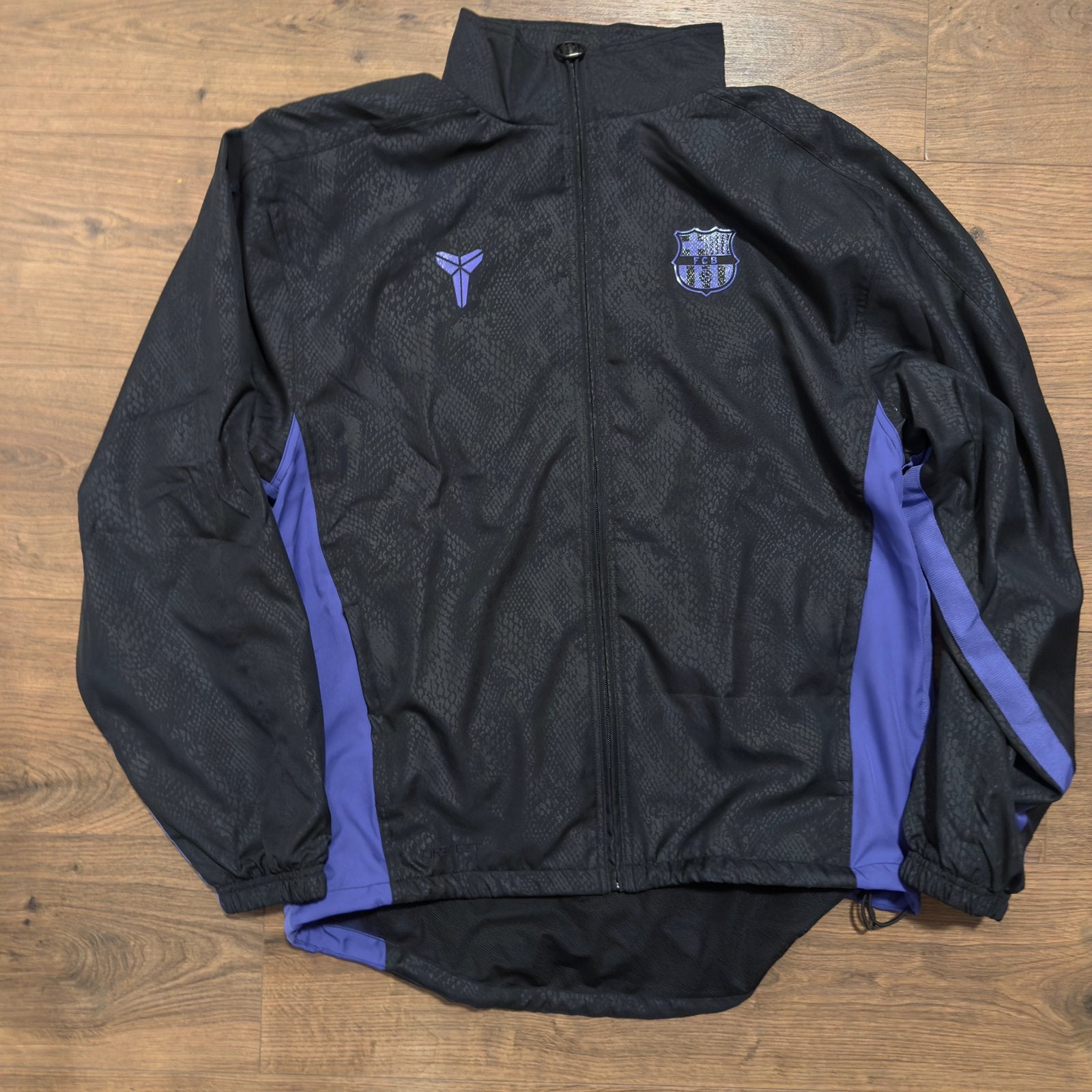 Sportjas/windjack barcelona x kobe bryant, Ophalen of Verzenden, Nieuw, Maat 48/50 (M), Zwart