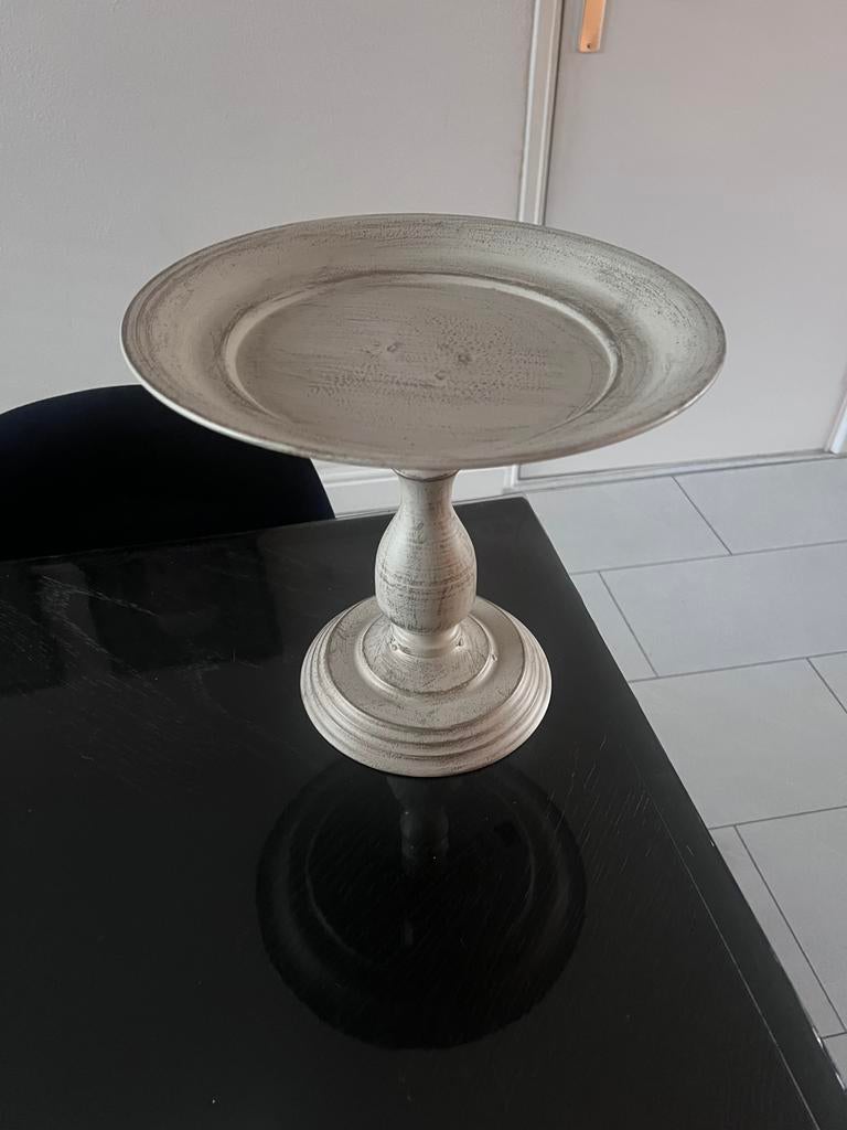 Beige met gouden schaal / plateau op voet 27 cm hoog, Huis en Inrichting, Ophalen of Verzenden, Zo goed als nieuw, Rond, Schaal