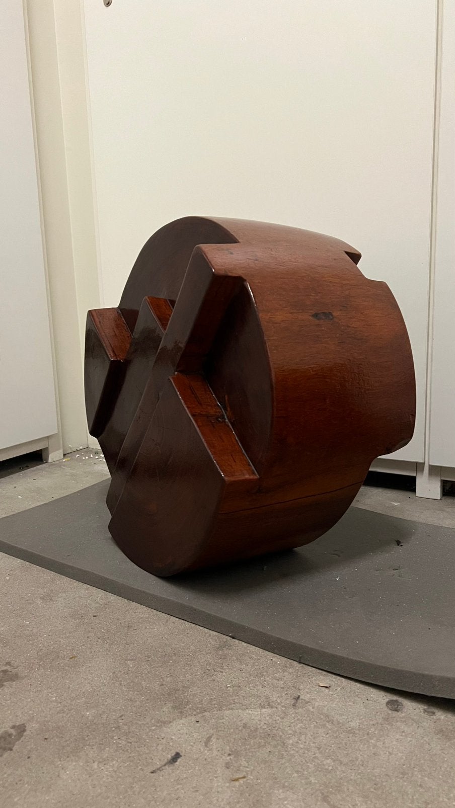 vintage Iroko abstract sculptuur Cor Dam, Ophalen