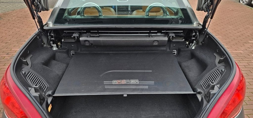 Foto 21 van Peugeot 207 CC 1.6 VTi | leer airco elec kap nederlandse aut