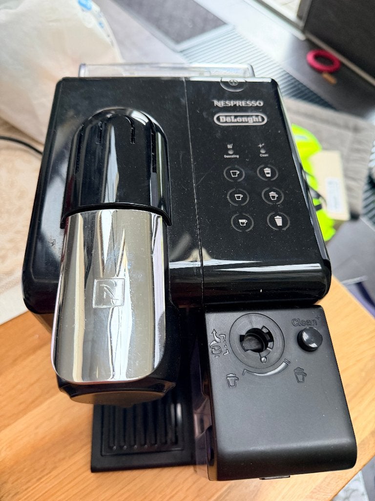 DeLonghi Nespresso cappuccino apparaat, Ophalen, Gebruikt, Espresso apparaat, 10 kopjes of meer