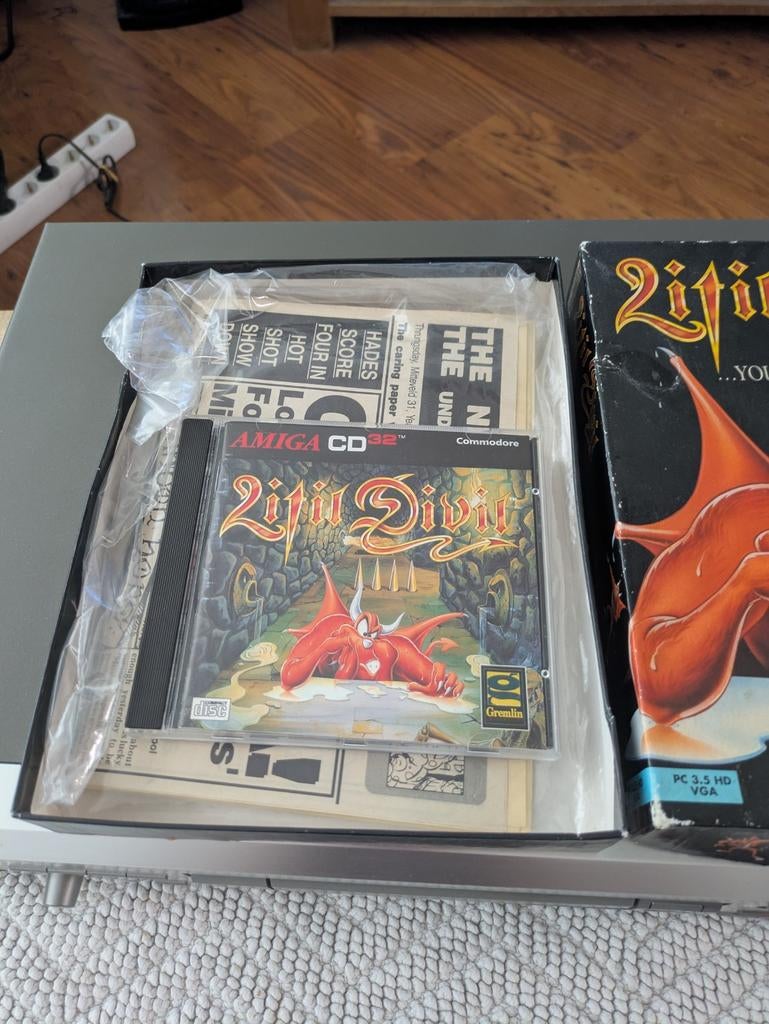 Amiga CD32 litil Divil. Zeldzaam, Ophalen of Verzenden