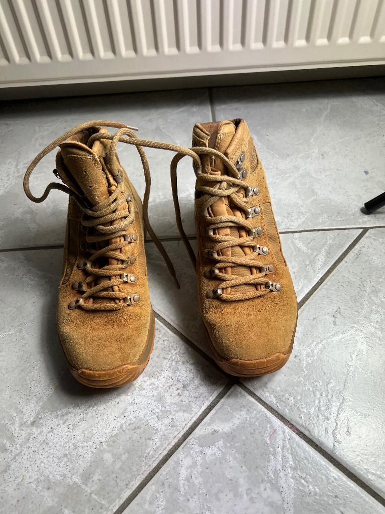 Gedragen paar  Meindl 3772-06 Dessert schoenen maat 250M. 39, Sport en Fitness, Bergsport en Wandelen, Verzenden, Gebruikt, Schoenen