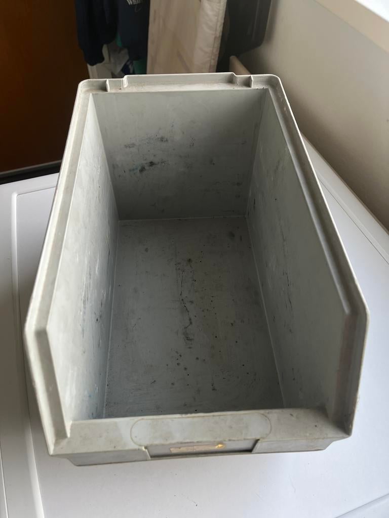 Kunststof bak, Doe-het-zelf en Verbouw, Kratten en Dozen, Ophalen of Verzenden, Zo goed als nieuw, Minder dan 40 cm, Minder dan 35 cm