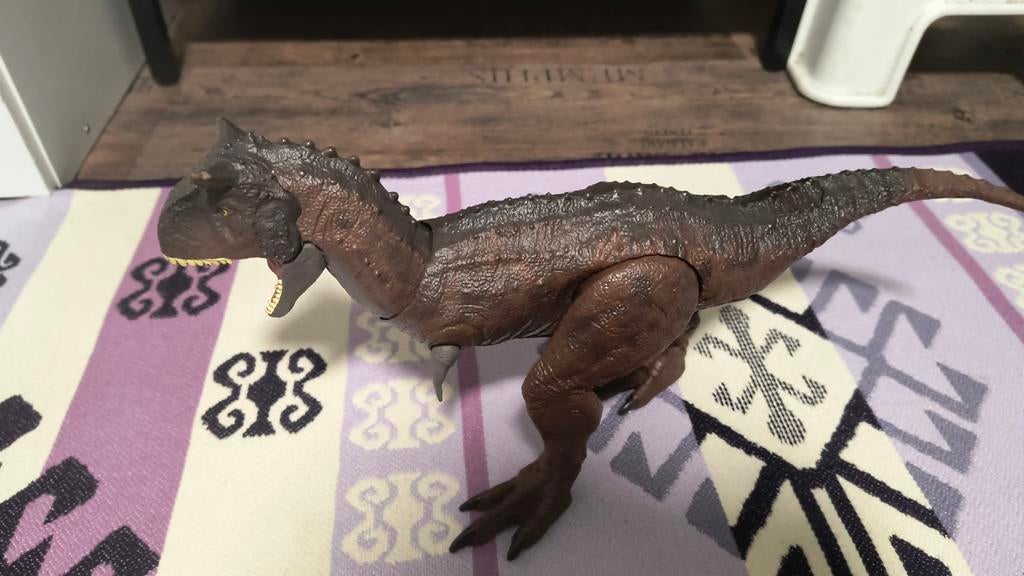 Jurassic world control 'n conquer Carnotaurus "Toro", Ophalen, Gebruikt