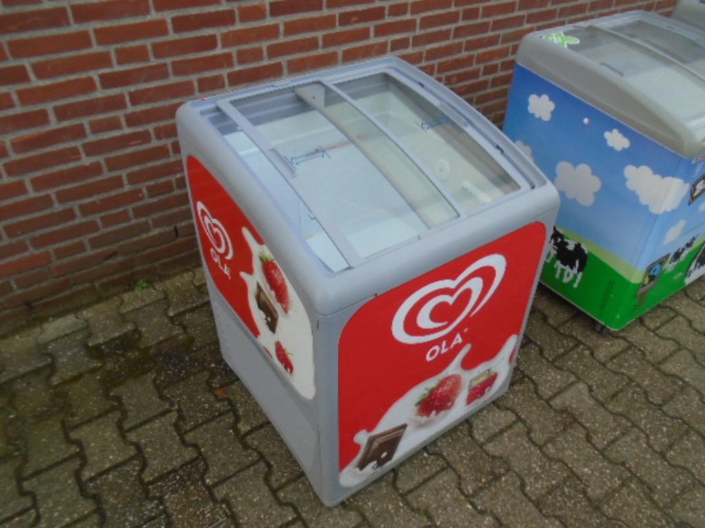 #04147 Display vriezer actie meubel. OLA ijs, Witgoed en Apparatuur, Vriezers en Diepvrieskisten, Vrieskist, Gebruikt, Ophalen