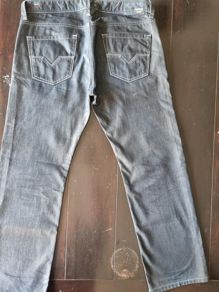 CLASSIC DIESEL LARKEE REGULAR STRAIGHT JEANS SIZE 34/32!!, Diesel, Blauw, Ophalen of Verzenden, Zo goed als nieuw