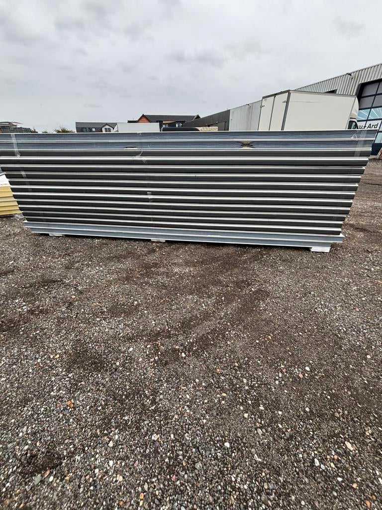 Te koop sandwich panelen 4 cm dik, Doe-het-zelf en Verbouw, Ophalen of Verzenden, Nieuw, Overige materialen, 20 tot 50 mm