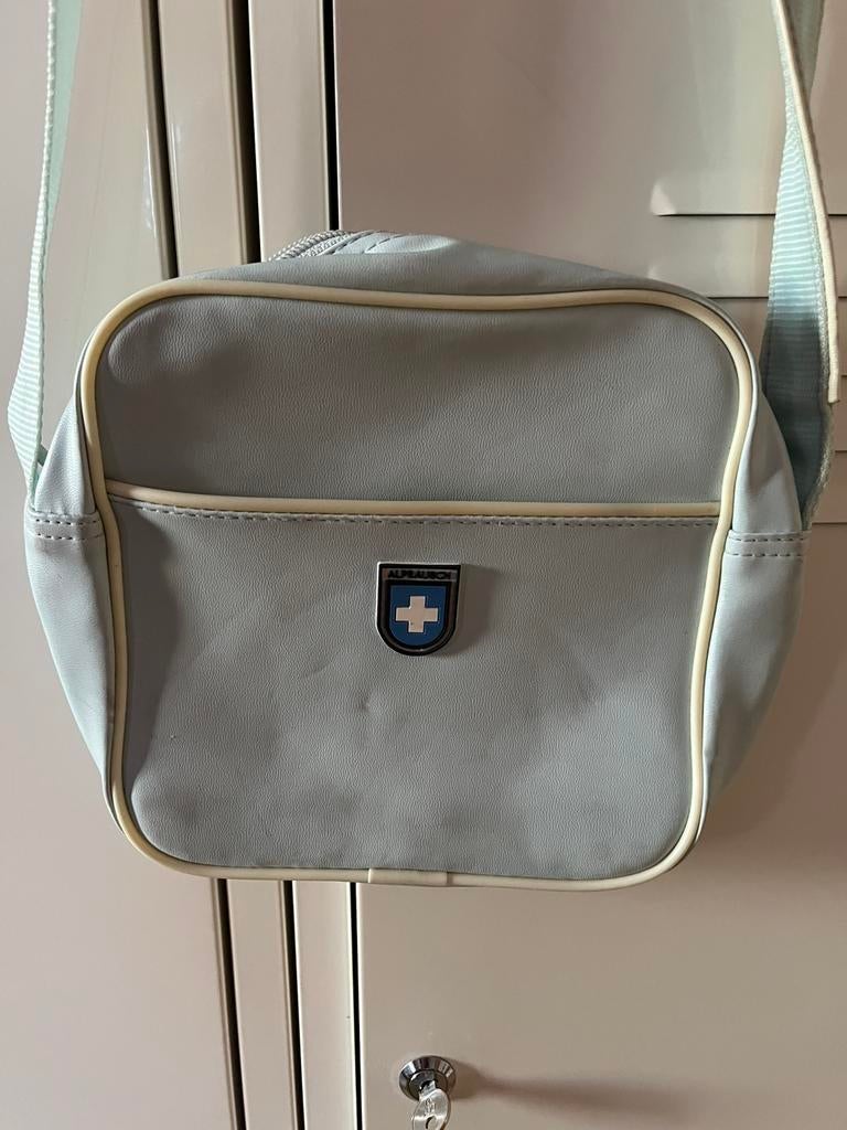 Lichtblauw schoudertasje Alprausch, Ophalen of Verzenden, Zo goed als nieuw, Blauw