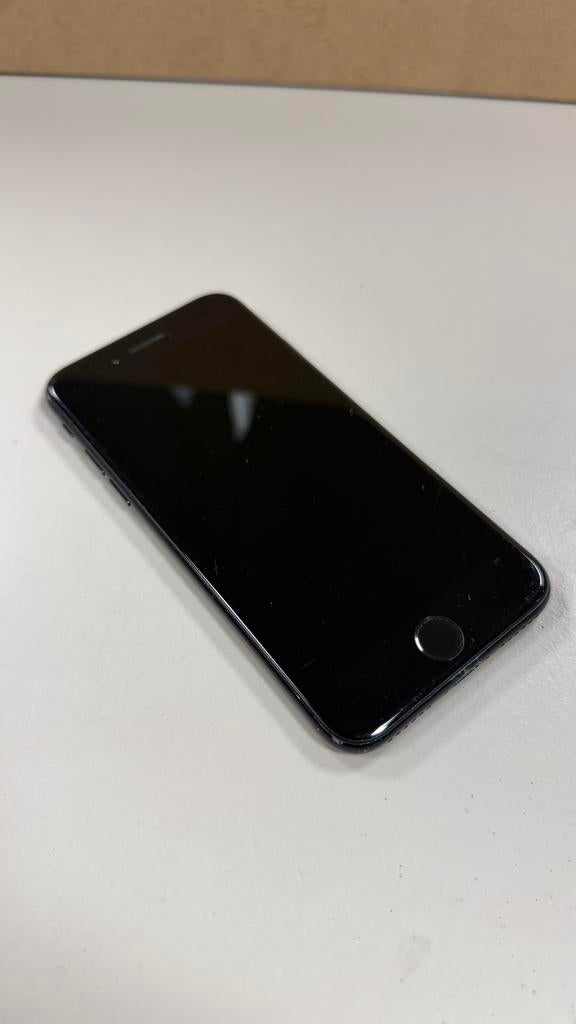 iPhone SE 3 – 64GB – Midnight – 6 maanden garantie, Telecommunicatie, Mobiele telefoons | Apple iPhone, 83 %, Apple, Apple, Zwart