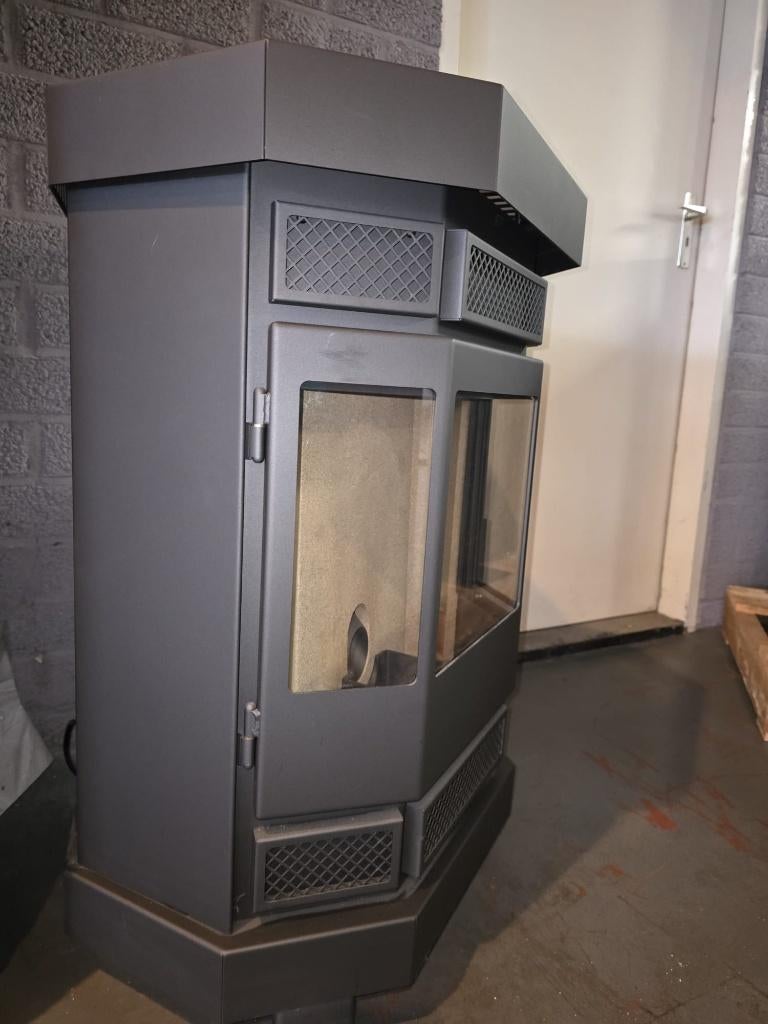 Batavia Duroflame met showroom korting, Huis en Inrichting, Overige brandstoffen, Houtkachel, Ophalen of Verzenden, Zo goed als nieuw