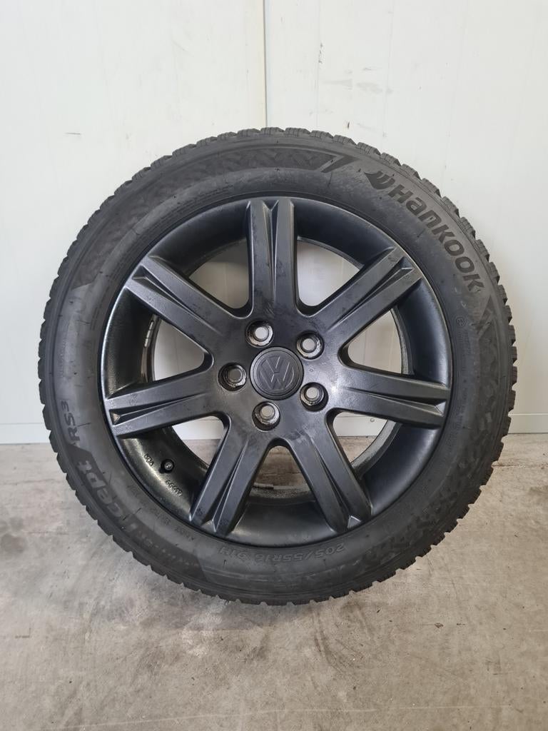16' Audi A3 8V Volkswagen Golf 5 6 met winterbanden, 16 inch, Banden en Velgen, Personenwagen, 205 mm