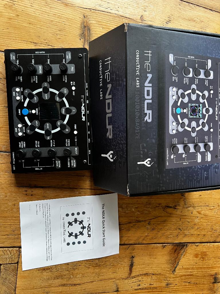 Synthesizer studio opruiming Diversen, Muziek en Instrumenten, Synthesizers, Ophalen, Gebruikt, Overige aantallen, Overige merken