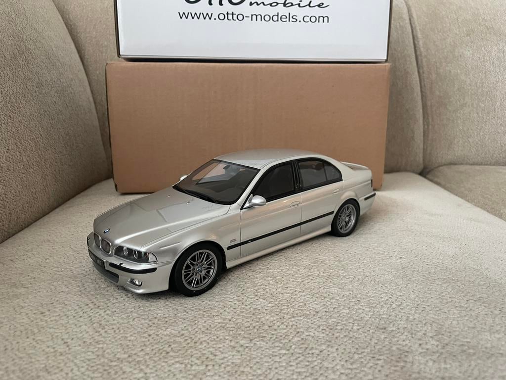 SALE! Ottomobile BMW E39 M5 Titanium Silver 2002 OT747, Hobby en Vrije tijd, Modelauto's | 1:18, Ophalen, Nieuw, OttOMobile
