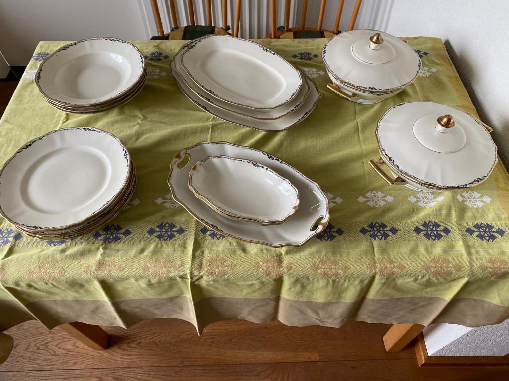 Koenigszelt Eetservies (vintage/antiek, ivoor-porcelein), Antiek en Kunst, Antiek | Servies compleet, Ophalen of Verzenden