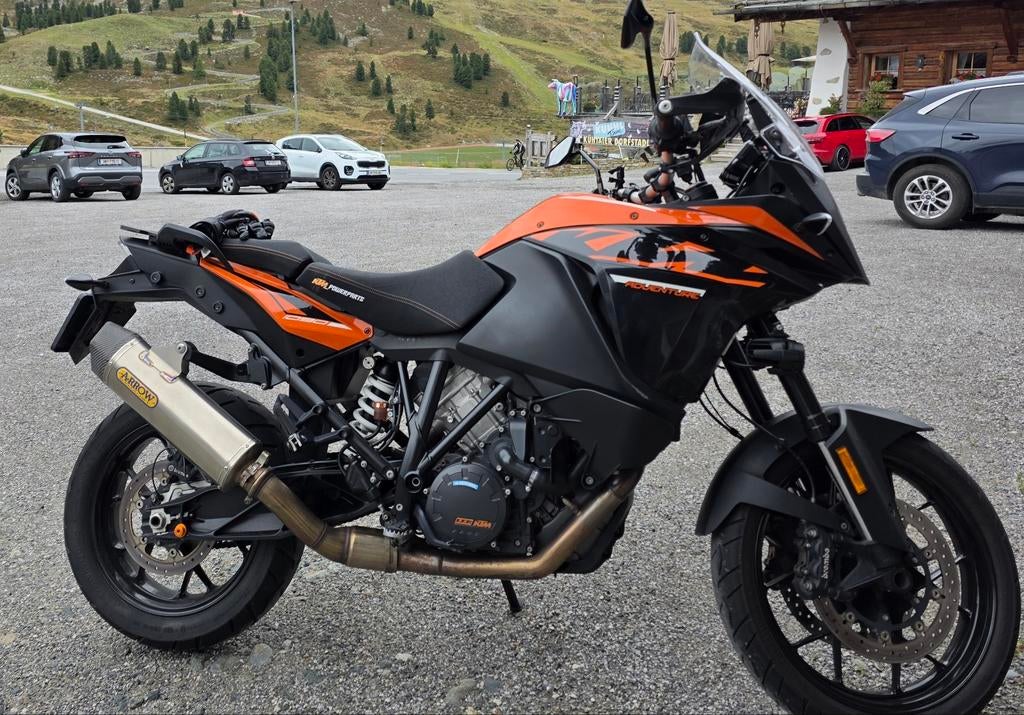 Nette KTM 1090, Motoren, Motoren | KTM, Particulier, Overig, 2 cilinders, ABS, Sportuitlaat, Ophalen