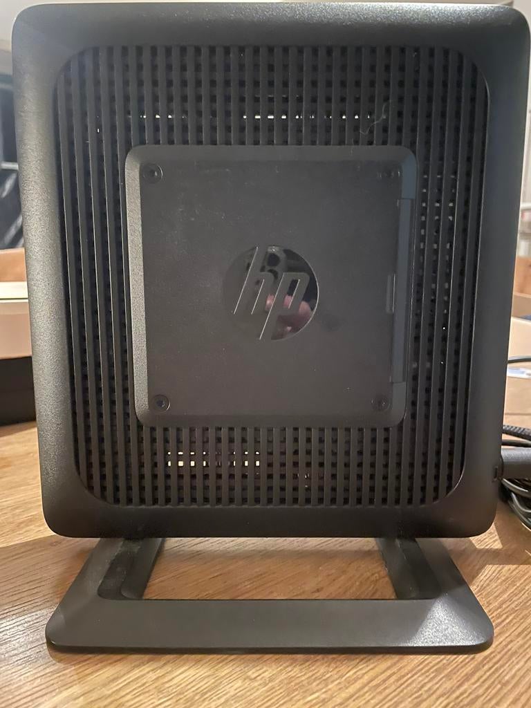 HP t520 thin client met voeding & standaard, Computers en Software, Gebruikt, HP, Minder dan 2 Ghz, Ophalen of Verzenden