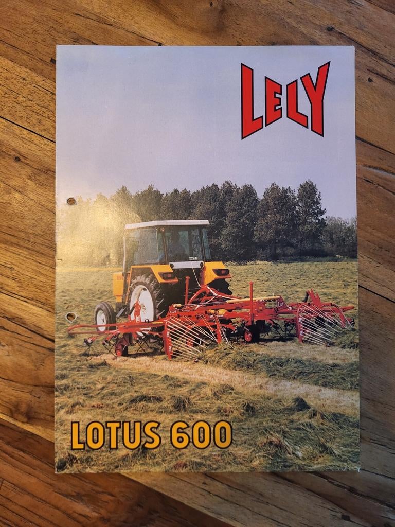 tractor folder Lely LOTUS 600, Ophalen of Verzenden, Zo goed als nieuw