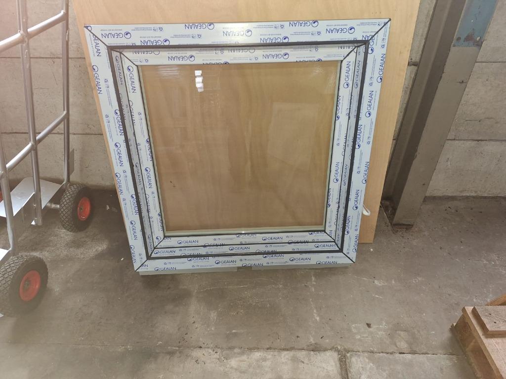 Nieuwe Kozijnen Gealan 70x70cm Antraciet(120mm profiel), Kunststof, Raamkozijn, Nieuw, Inclusief glas