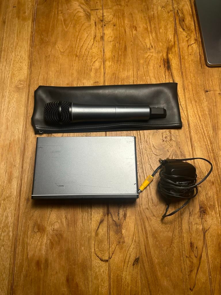 Sennheiser XSW 1-835-BC Draadloze Vocal Set (670-694 MHz), Muziek en Instrumenten, Microfoons, Ophalen of Verzenden, Gebruikt