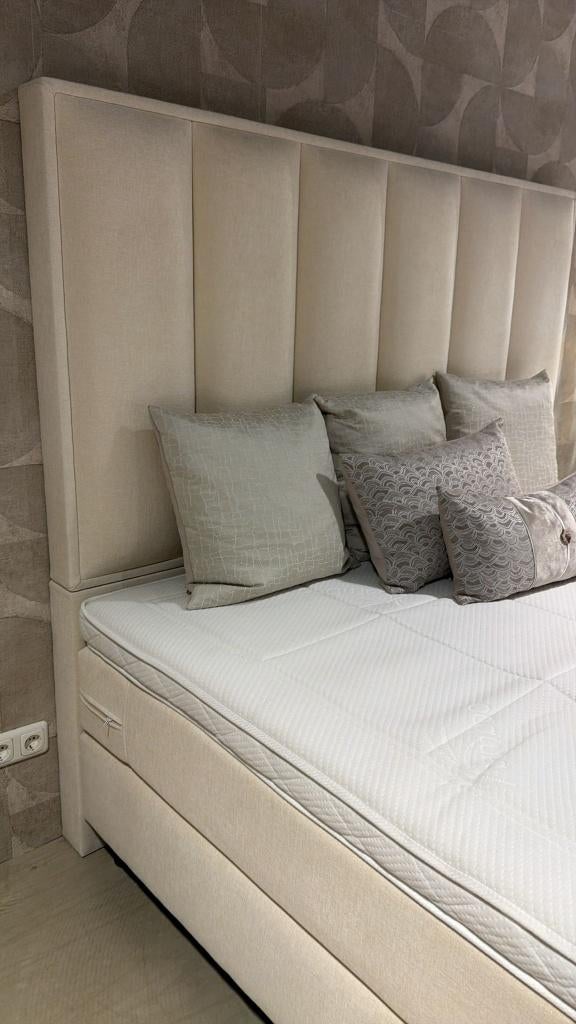 2-persoons Boxspring 180x200 Vuilafstotend/anti-allergie, Huis en Inrichting, Beige, Ophalen of Verzenden, 180 cm, 200 cm