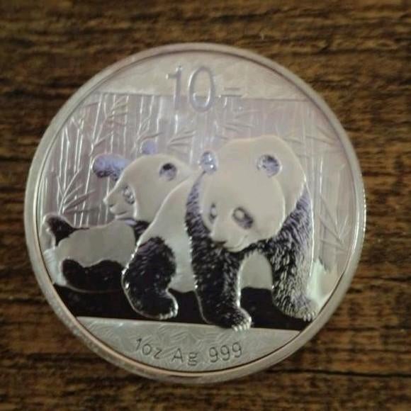 Chinese Panda zilveren munt 1 Oz zilver uit 2010, Postzegels en Munten, Munten | Azië, Oost-Azië, Zilver, Ophalen of Verzenden