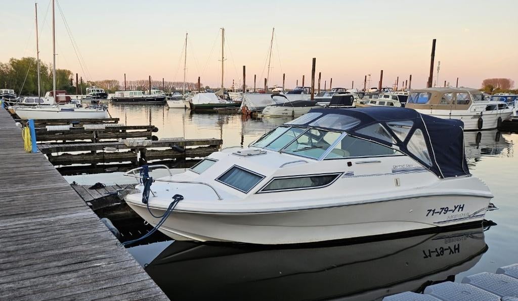 Beekman 590 boot Sportcruiser +115 pk BB + trailer +slaap, Gebruikt, 70 tot 120 pk, Ophalen of Verzenden, Buitenboordmotor