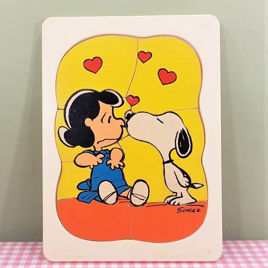 Vintage Fisher Price 592 Peanuts Snoopy puzzel hout 1958, Verzamelen, Stripfiguren, Gebruikt, Beeldje of Figuurtje, Snoopy, Ophalen of Verzenden