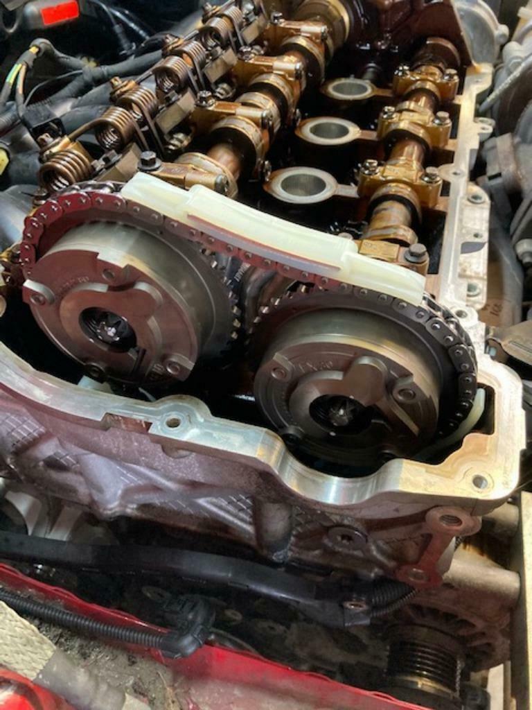Foto 4 van Distributieketting vervangen / Motor revisie Mini cooper