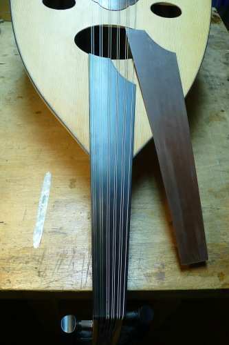 Spruceguitars: Gitaarbouw, gitaarreparatie en restauratie, Garantie, Snaarinstrumenten