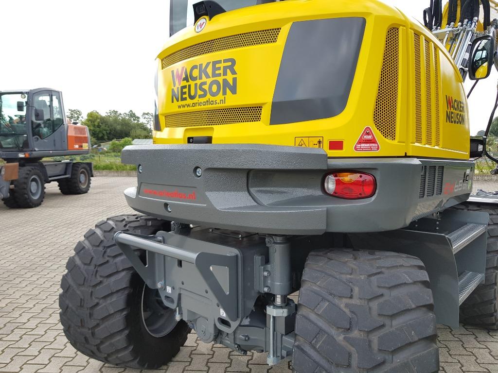 Wacker Neuson EW65 extra ballastgewicht, Ophalen