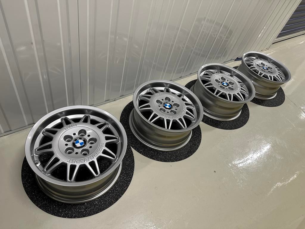 17'' Bmw Styling 22 Velgen BMW E36 M3 SET Origineel NIEUW, Auto-onderdelen, Banden en Velgen, Ophalen, Velg(en), Nieuw, 17 inch
