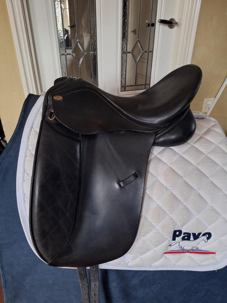 Een paar mooie ponyzadels, Esther's Zadelshop, Oudehaske, Dressuur, Estherszadelshop@gmail.com