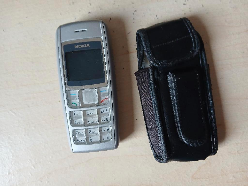 Nokia 1600 met hoesje, Ophalen, Gebruikt, Geen camera, Klassiek of Candybar