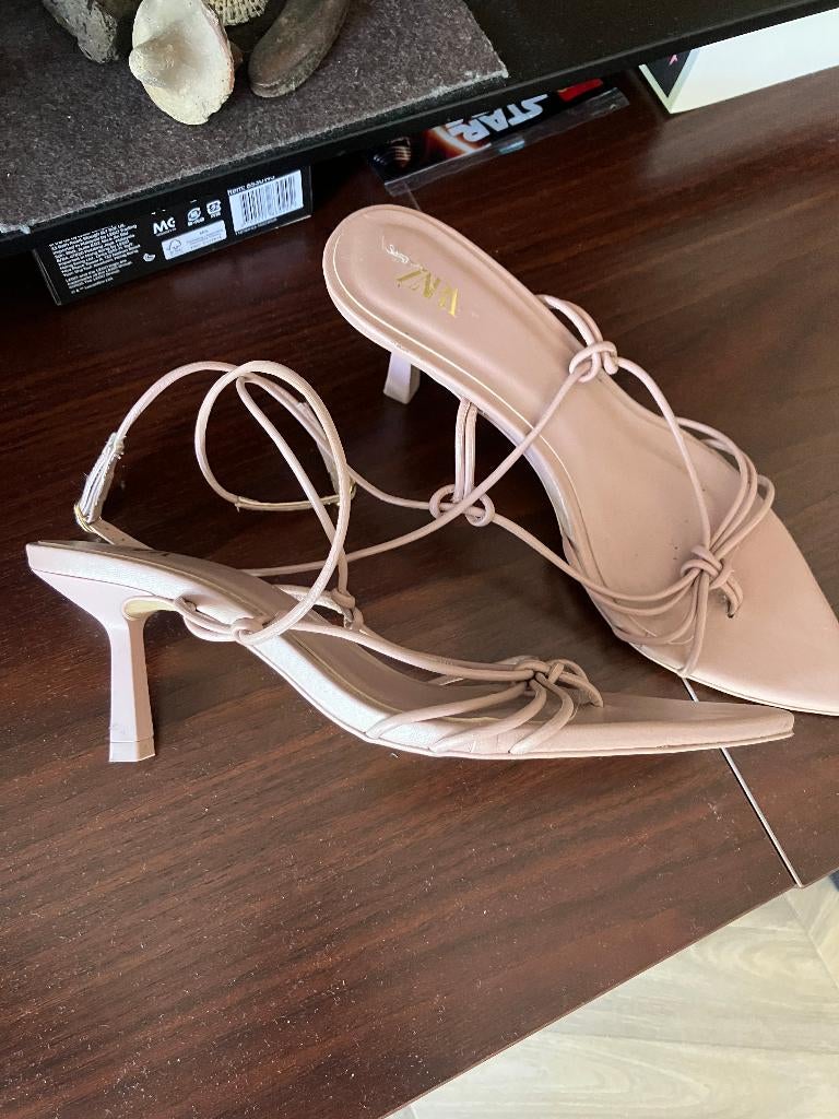 Zara leren nude hakken mt 39, Kleding | Dames, Schoenen, Pumps, Verzenden, Zara, Zo goed als nieuw